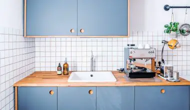 how to install kitchen sink plumbing