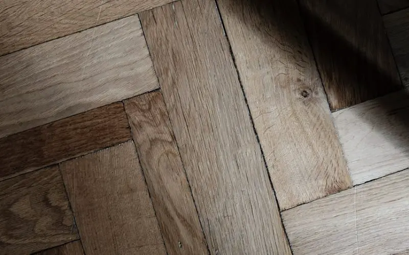 what is marmoleum flooring