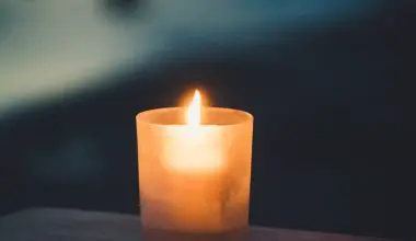 how to get a candle to burn evenly