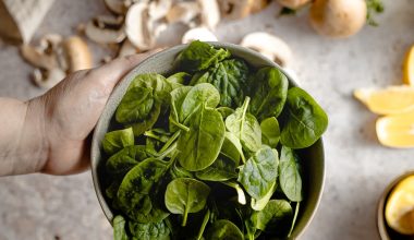 does cooking spinach remove nutrients