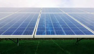 how many solar panels for 100 amp service