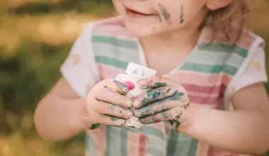 how to do finger painting art
