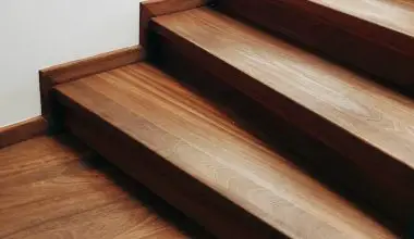 how to do stairs with vinyl plank flooring