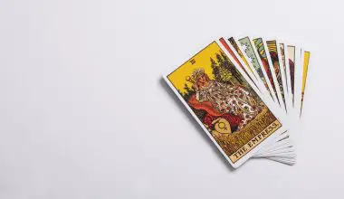 how to become a tarot reader